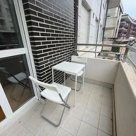 Apartamento Centro Con Garaje Castro Urdiales Buitenkant foto